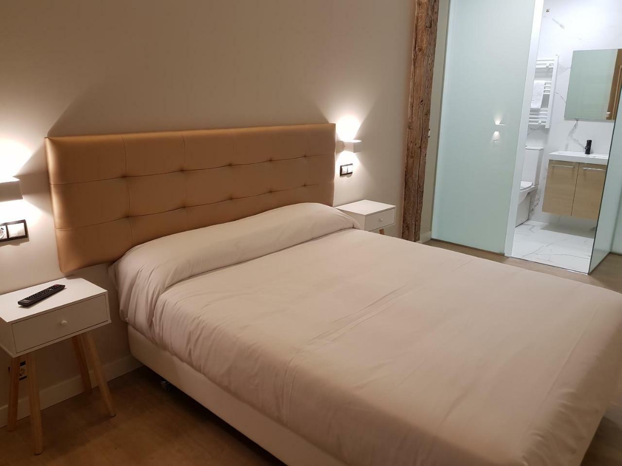 Art Burgos Hotel Ngoại thất bức ảnh
