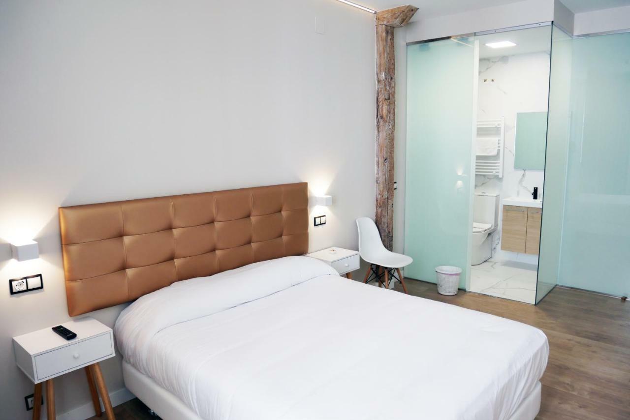 Art Burgos Hotel Ngoại thất bức ảnh